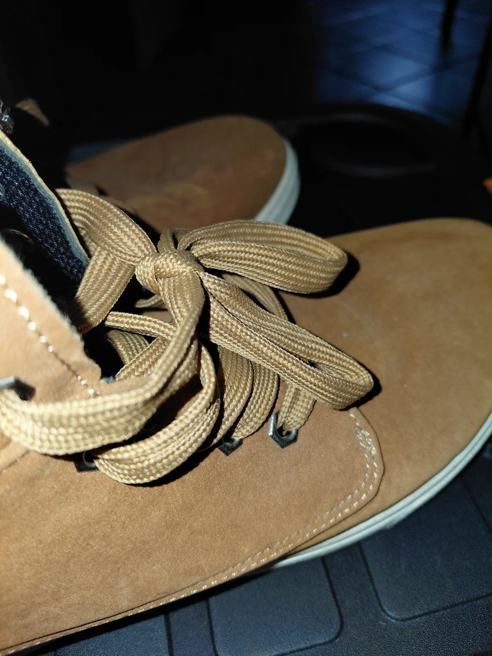 Men's Tan High-Top Suede Lace-Up Boots